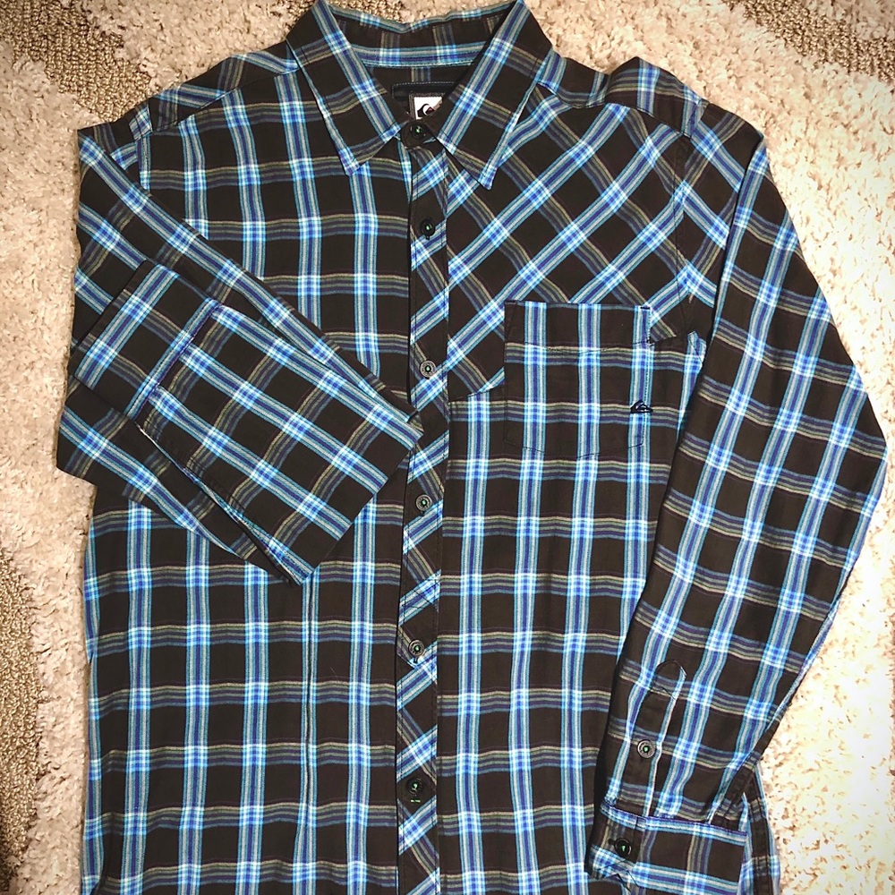 Quiksilver - Men’s Large - Plaid Button Up